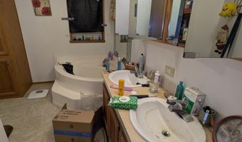 19 Sullivan Dr, Allenstown, NH 03275