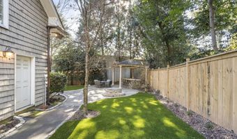 97 Huntington Rd, Atlanta, GA 30307