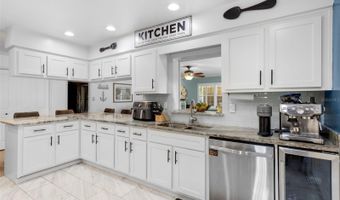 3722 NEPTUNE Dr, Orlando, FL 32804