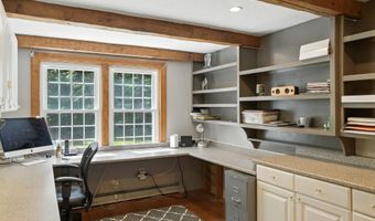 37 Magazine St, Bedford, NH 03110