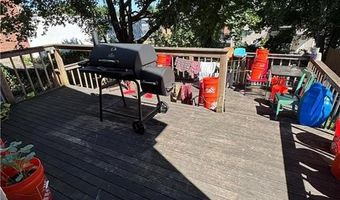 545 Park Ave, Cranston, RI 02910