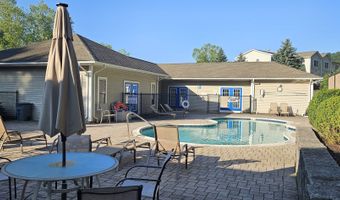 46 Stetson Pl 46, Danbury, CT 06811