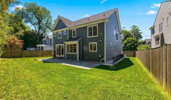 8905 HEMPSTEAD Ave, Bethesda, MD 20817