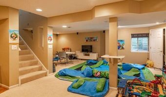 3960 Georgetown Cir, Algonquin, IL 60102
