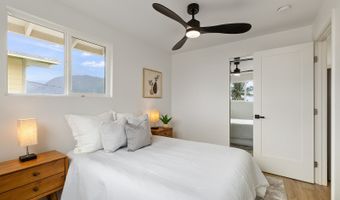 47-726 Kamehameha Hwy D, Kaneohe, HI 96744