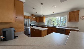 1224 Woodside Rd, Cascade, ID 83611