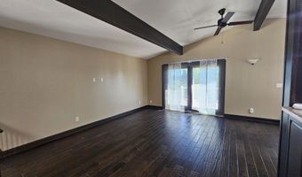 1507 Squire Ln, Aberdeen, SD 57401
