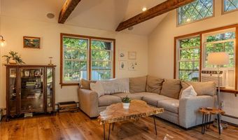 726 Washington St, Coventry, RI 02816