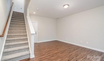 9444 Kings Parade Blvd, Charlotte, NC 28273