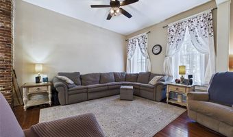 1715 Liberty St, Alton, IL 62002