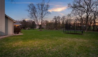 601 24th St NW, Austin, MN 55912