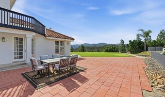 2852 Conestoga Ct, Alpine, CA 91901