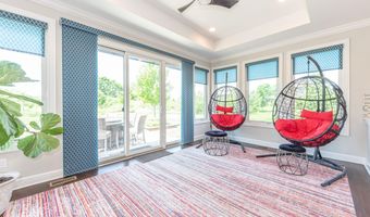 2376 Westbrooke Cir S, Ann Arbor, MI 48105