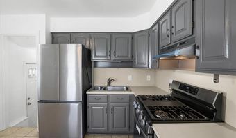 14535 Russell Ave, Allen Park, MI 48101