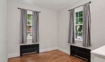 10 Crest Rd, Danbury, CT 06811