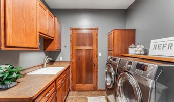 3411 Pawnee Dr SE, Alexandria, MN 56308