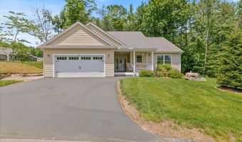 25 Ridgeview Dr, Candia, NH 03034