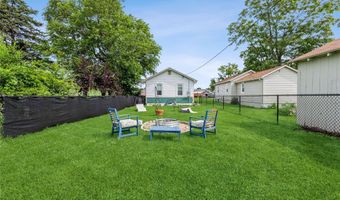 705 Prairie St, Adel, IA 50003