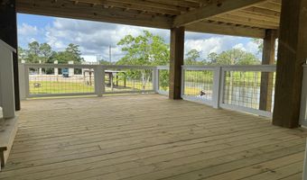 5009 Alaska St, Bay St. Louis, MS 39520