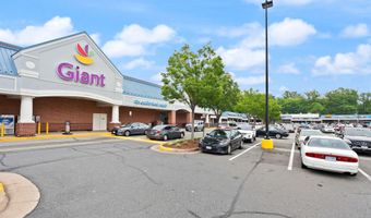 5104 BIRCH Ln, Annandale, VA 22003