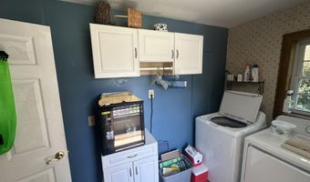 10 Greenbrier Dr, Alderson, WV 24910