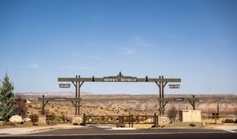 341 Laughing Hill Dr, Clarkdale, AZ 86324