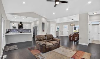2607 Sparks Ln, American Falls, ID 83211