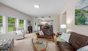 9231 Trafalgar Dr SE, Alto, MI 49302