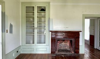 207 N 5th St, Aurora, NC 27806