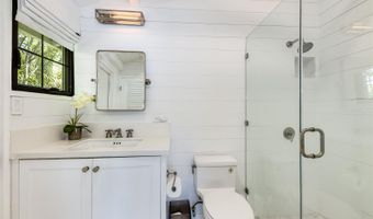 1456 Mokulua Dr, Kailua, HI 96734