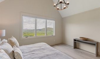 494 E Ridge Rd, Cashiers, NC 28717