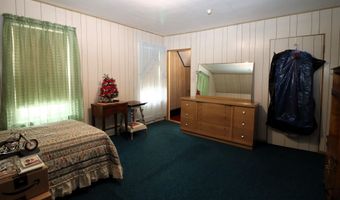 612 Rockingham St, Berlin, NH 03570