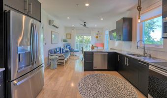205 E SAVANNAH Rd, Lewes, DE 19958