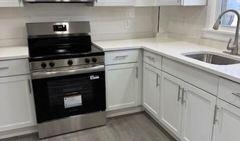 285 Mt Hope Dr, Albany, NY 12202