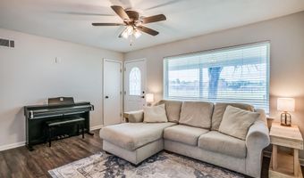 312 W Kelly Ave, Augusta, KS 67010