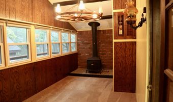 32 Basswood Ct, Albrightsville, PA 18210