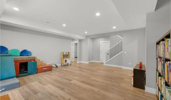 37330 LABISKE Ln, Astoria, OR 97103