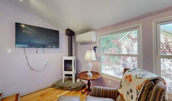 46 Park St, Brandon, VT 05733