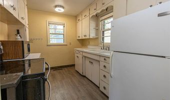 1318 Irving St, Alexandria, MN 56308