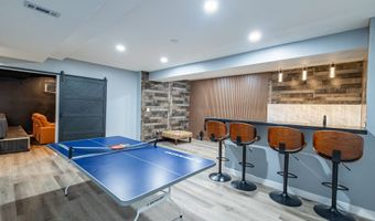 4061 Secretariat Ln, Bargersville, IN 46106