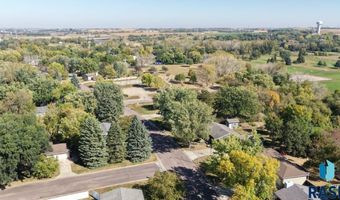 1601 E Sylvan Cir, Brandon, SD 57005