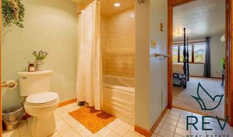 28 Panorama Ln, Cody, WY 82414