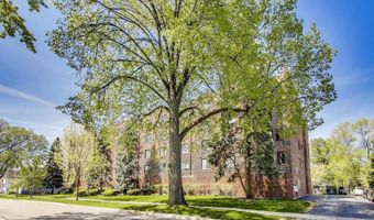 110 S Dunton Ave 2C, Arlington Heights, IL 60005