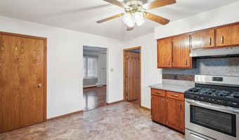 525 SW Westview Dr, Ankeny, IA 50023