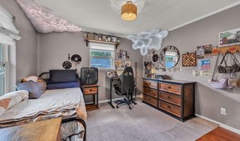 212 Circle Dr, Alvarado, TX 76009