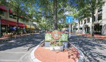 2518 S WALTER REED Dr #A, Arlington, VA 22206