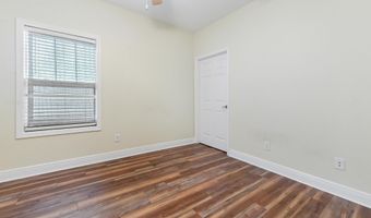 318 Saint Francis St, Bay St. Louis, MS 39520