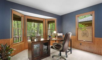 326 Greentree Ln NE, Ada, MI 49301