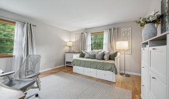 116 E Orchard St, Arlington Heights, IL 60005