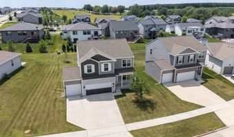 605 Ellis Cir, Adel, IA 50003